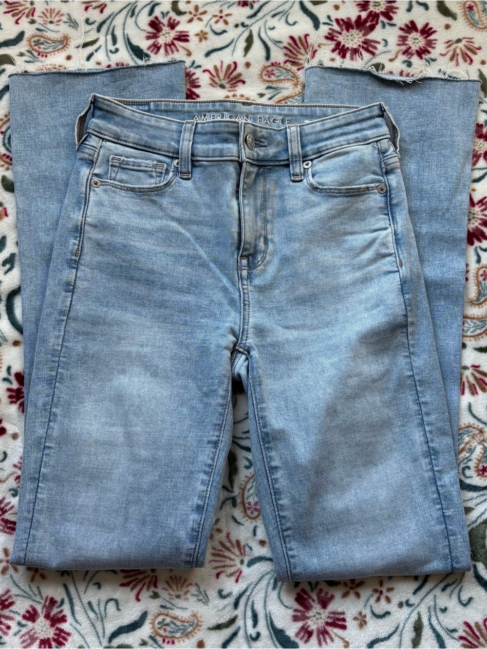 American Eagle Outfitters Kick Jeans